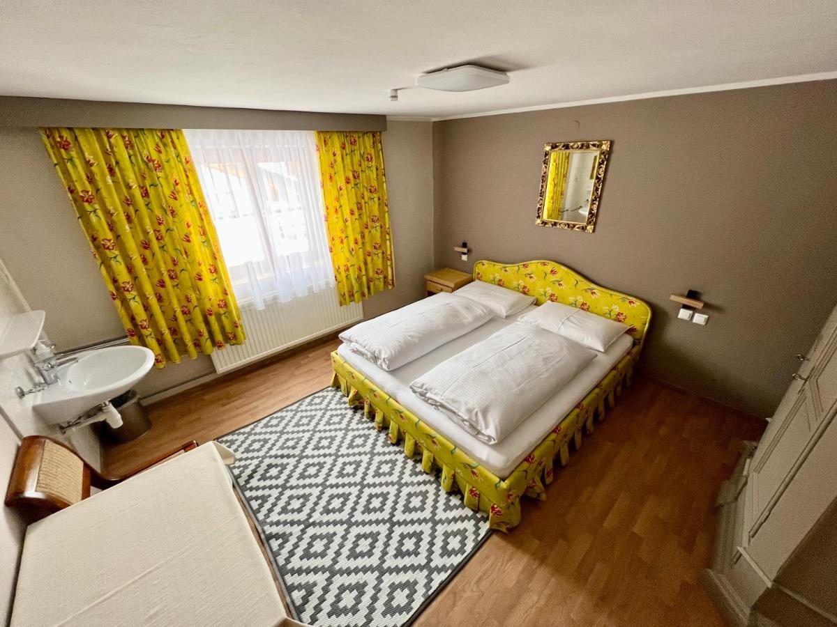 Lech Hostel Kültér fotó