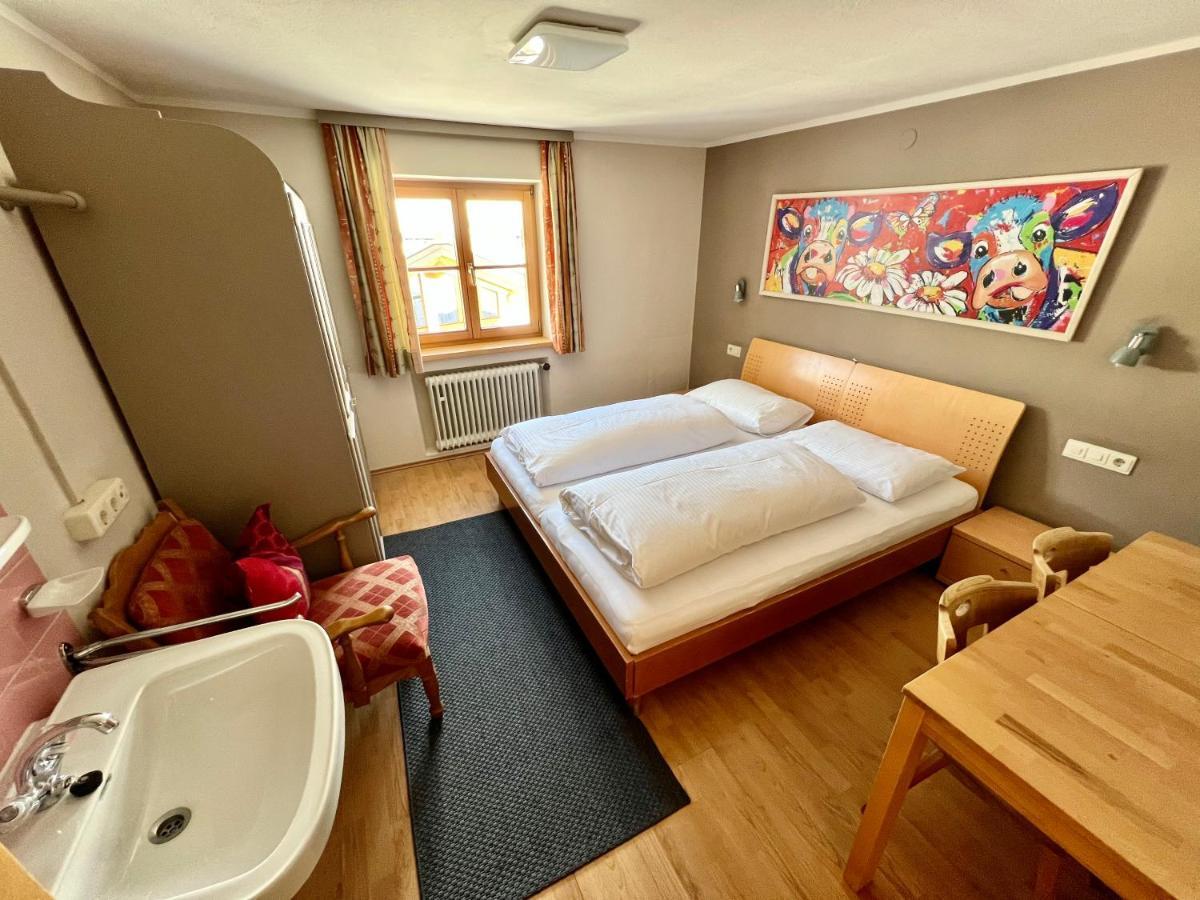 Lech Hostel Kültér fotó