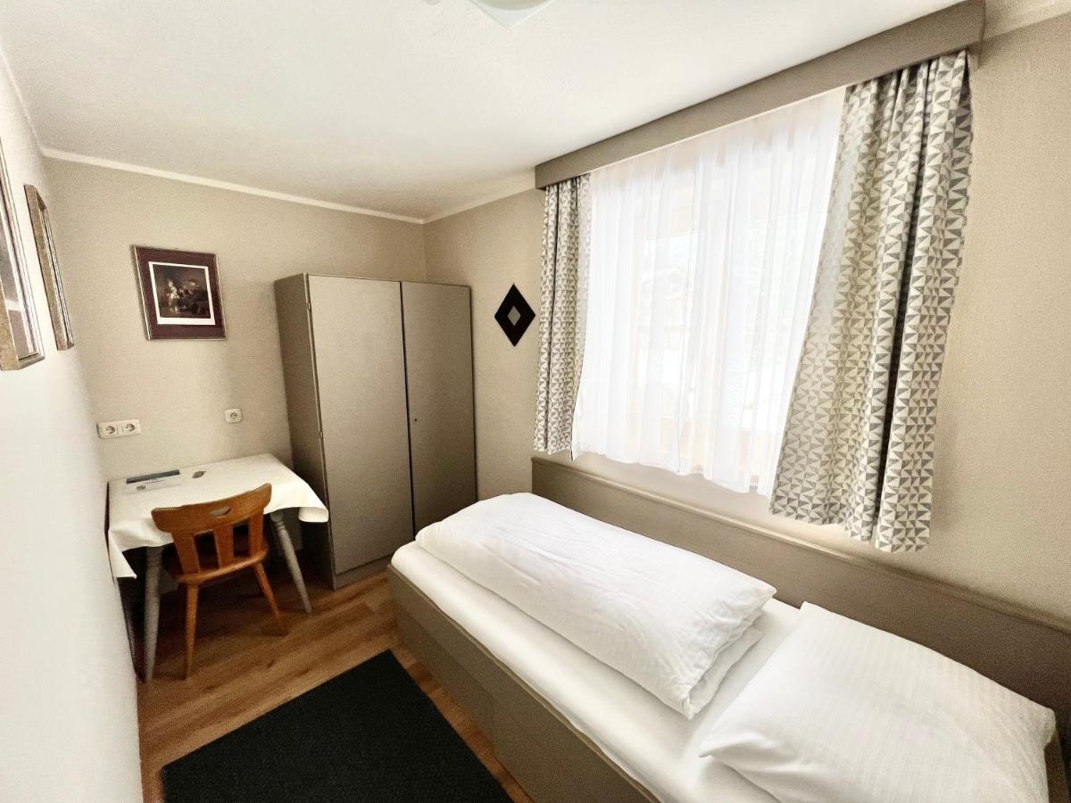 Lech Hostel Kültér fotó